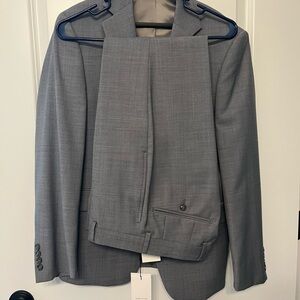Calvin Klein Classic Gray Suit